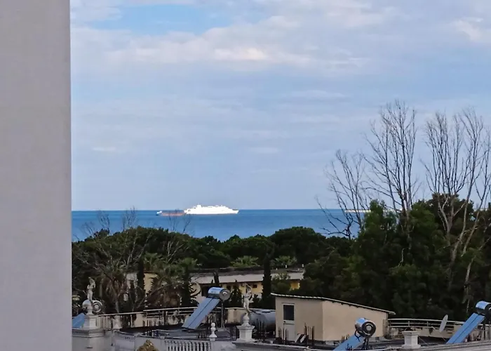 Durres, Plazh 13, Albania * Durres