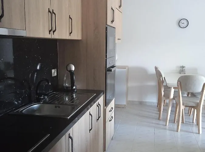 Durres, Plazh 13, Albania Dıraç